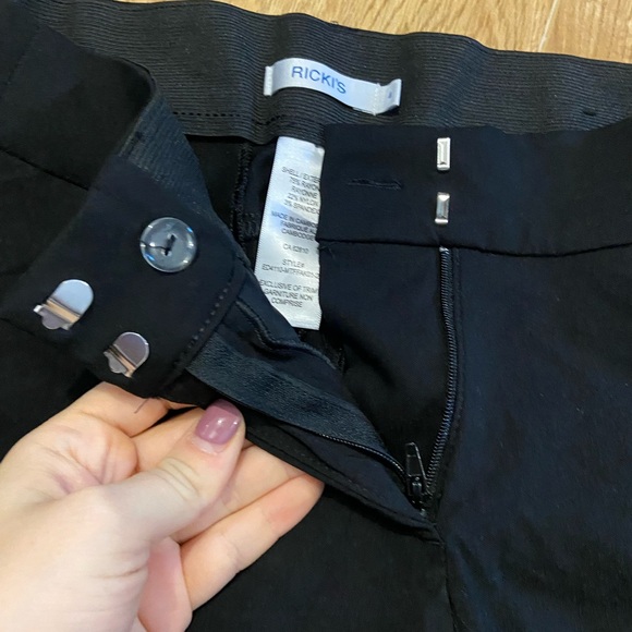 Dress pants - Picture 2 of 3